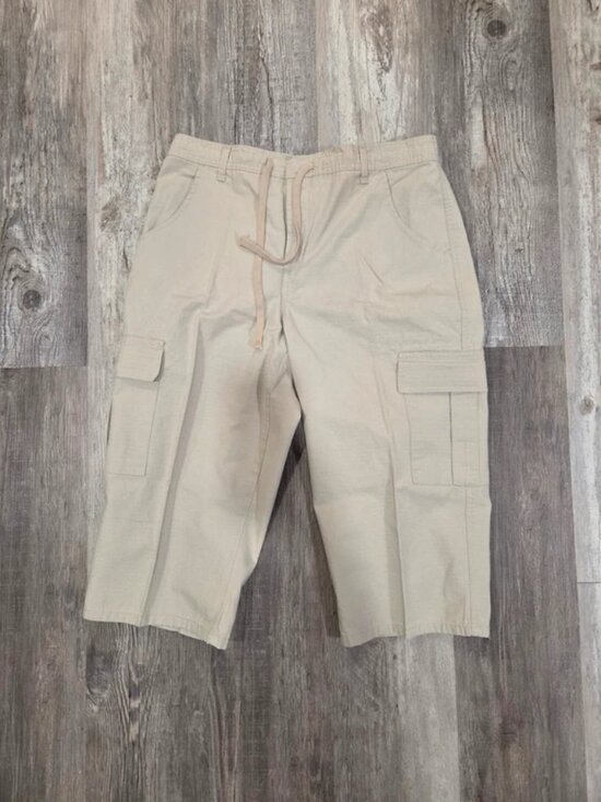 Pants - Gloria Vanderbilt Tan Capri Pants Woman's Size 11